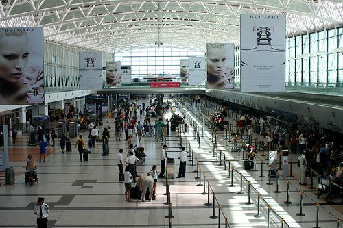 Aeropuerto de Ezeiza - brecha entre emisivo y receptivo
