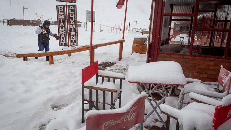 Turismo - Mendoza se enfrenta a una incierta temporada de invierno por las restricciones