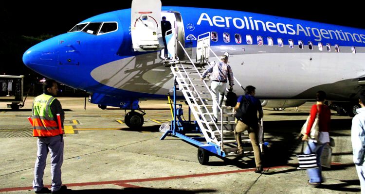 Aerolíneas reinicia vuelos entre Mendoza y Chile - los precios